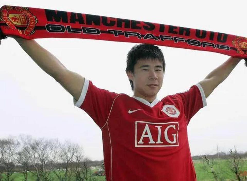 开云在线-40岁董方卓：我没踢出来？中国还有谁？全亚洲有几个去曼联的？