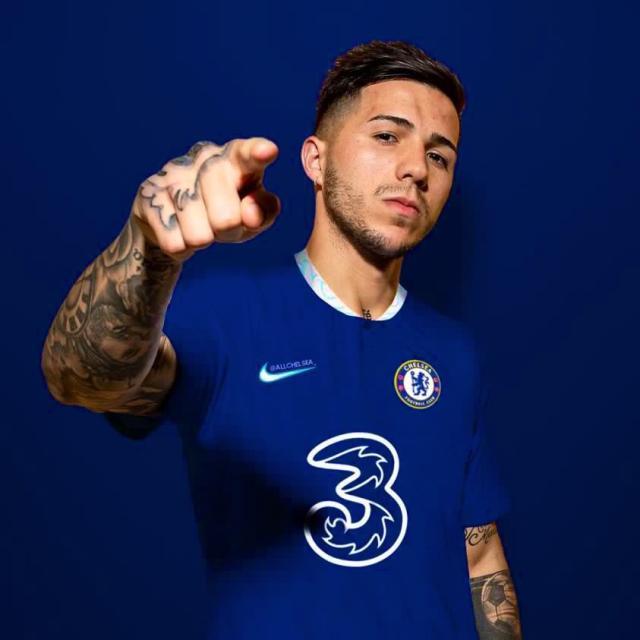 开云在线-1.2亿！恩佐肥皂剧画上句号，世界杯新人王终上“车”