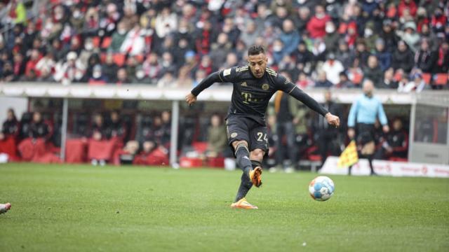 开云娱乐-托利索“神秘失踪”,竟导致拜仁从10打11变成12打11